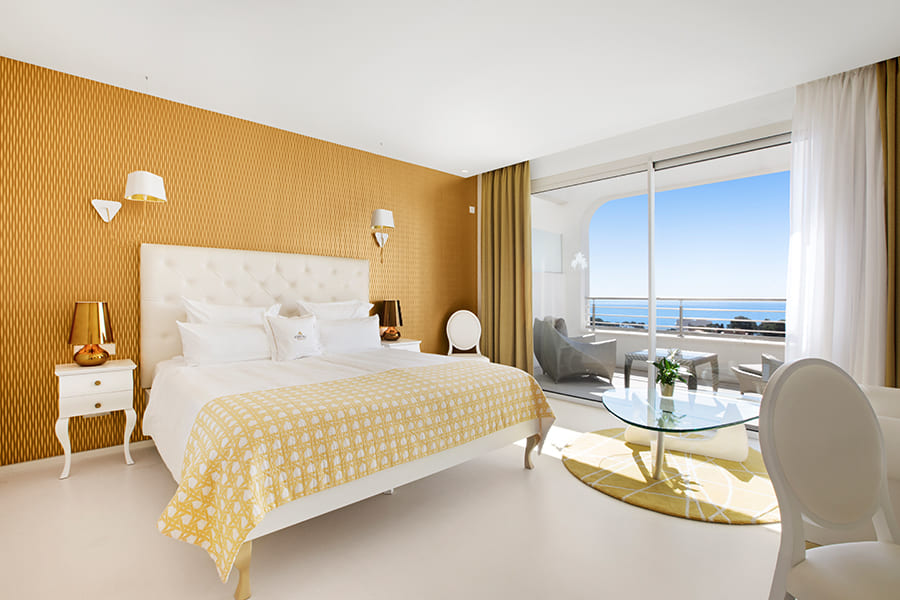 Suites in Portals Hills